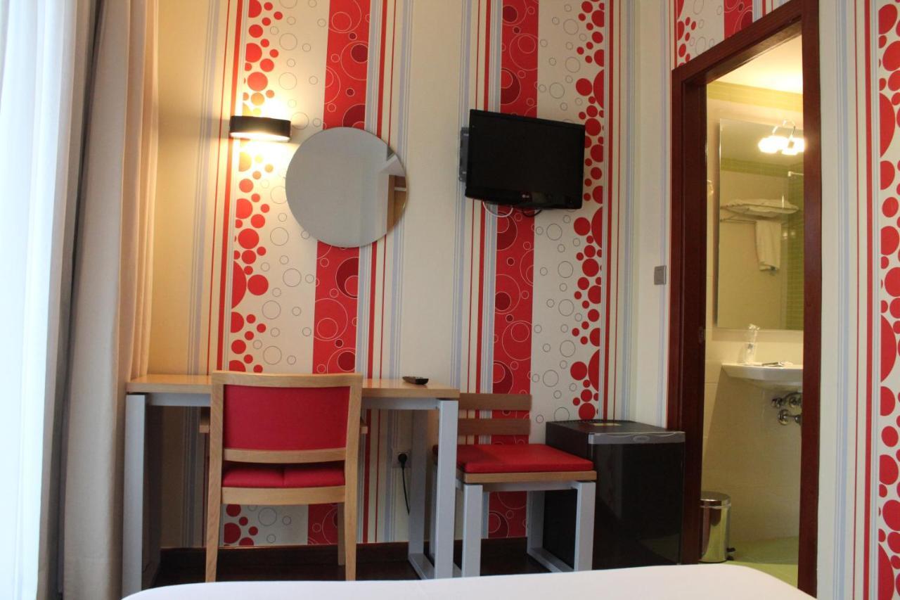Hotel Ril Burela 外观 照片
